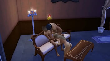 Вдвоём поимели одну шалаву на диванчике