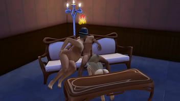 Вдвоём поимели одну шалаву на диванчике