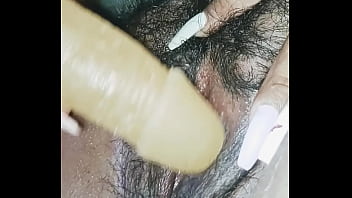 Bella19831 con juguete