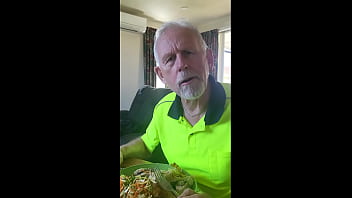 Master's coleslaw tasted so good after i used the carrot as a dildo before i served his dinner