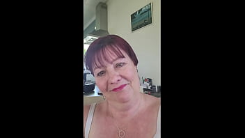 Master's coleslaw tasted so good after i used the carrot as a dildo before i served his dinner