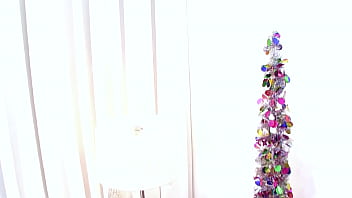 Kimmy lee christmas gift huge cock pov blowjob deepthroat facefuck and cum swallow