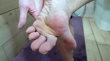 Finger nail fetish and masturbate