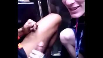 Boy Chupando Na Roda Gigante thumbnail