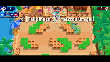 Bibi fica excitada e faz uma foda gostoso