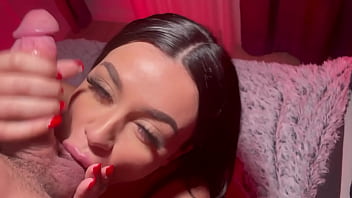 Quick slut service after work on pov