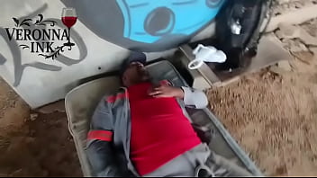 Veronna vai na construção só pra provocar the black hunter 1