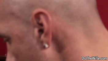 Anaya leon is busy taking dick so her husband has to do the housework