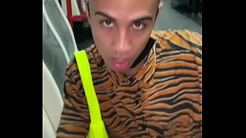 Chupando No Metro thumbnail