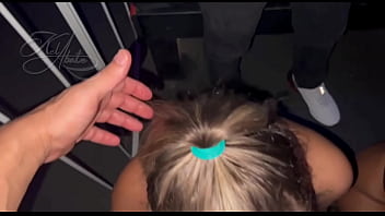 A presidiárias pagaram um boquete para os guardas da cadeia parte 2