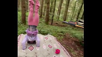 Practicing handstands and feeling the balance improve every day ️ how long can you hold yours #handstand #p