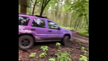 Practicing handstands and feeling the balance improve every day ️ how long can you hold yours #handstand #p