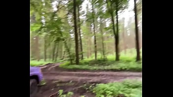 Practicing handstands and feeling the balance improve every day ️ how long can you hold yours #handstand #p