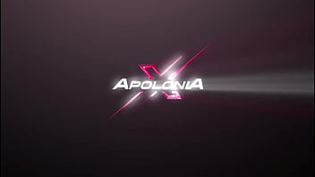 Fingering pussy with feet up look at her horny face while she cums apolonia lapiedra