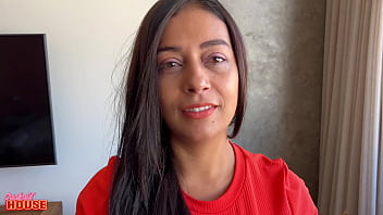 Menage a trois com noiva infiel liberando todos os buracos