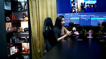 Oque você faria com essa buceta peludinha mete ou chupa renatinha mello podcast pápum no barraco