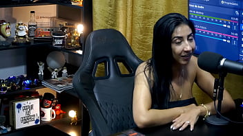 Oque você faria com essa buceta peludinha mete ou chupa renatinha mello podcast pápum no barraco