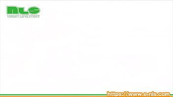 かわいいお花…と思いきや、開くとパンティ！