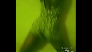 Little chocolate booty twerking for me