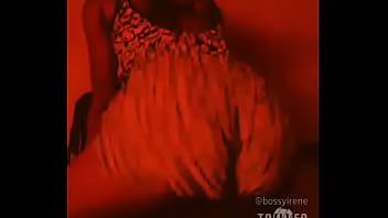 Little chocolate booty twerking for me