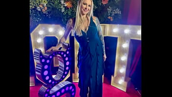 Wow had an amazing night at the ukglamourawards i met some amazing people & can’t wait to come back