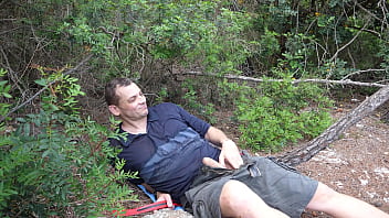 When i meet an porn actress walking in the wood gabriela flores la cubana free vid