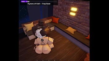 Detonando de pelo blanco y muslos gigantes