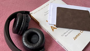 O safado socou a rola no meu cuzinho antes de viajar