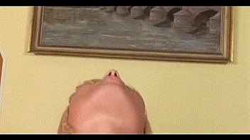 Hot squirting babe 319