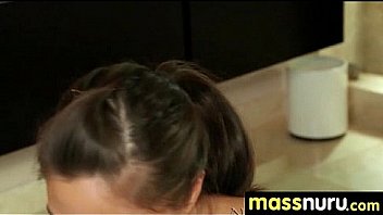 Amateur hookup gives happy ending massage 11