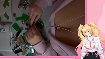 Found a tiny little simp ron in my handcam stream and he immediately got yummfffed up by my cash cleavage~he ended u