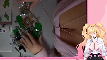 Found a tiny little simp ron in my handcam stream and he immediately got yummfffed up by my cash cleavage~he ended u