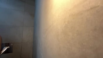 Stepsister asked her brother to record her taking a shower to send to her boyfriend the cuckold doesn't know that her brother rubs his dick on her ass