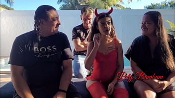 Entrevista com teste do sofá na novata no porno pamela surfistinha