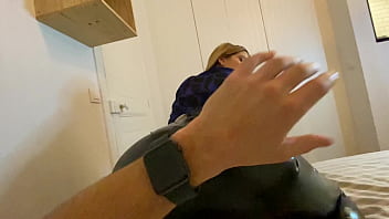 Teaser un mec me reconnaît dans la rue je vais chez lui pour baiser avec