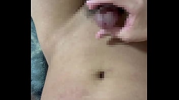 寸止め途中でちょっとおもらし射精