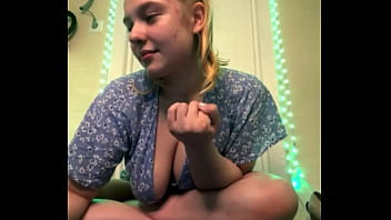 Masturbating on your face