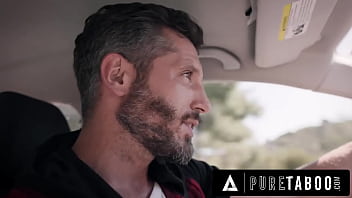 She gets fucked on the side of the road