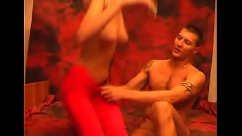 Sensual girlie ulia blowing pipe well