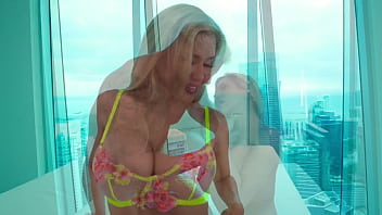 Busty milf caitlin bell pussy fucked by big dick filoufitt