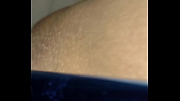 Vibrador hace que se moje