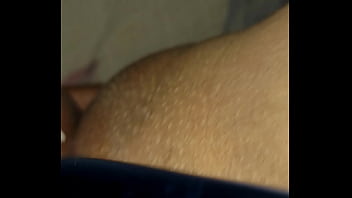 Vibrador hace que se moje