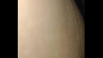 Vibrador hace que se moje