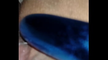 Vibrador hace que se moje