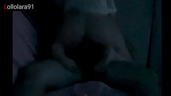 Post pranzo lei lo succhia e si prende lo sperma dentro