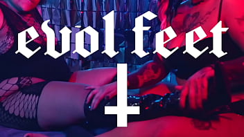 Brat lesbian tickling & orgasm