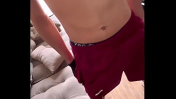 Ballbusting high heels