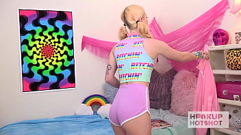 Aubrey marie deepthroats her bf's cock then gets fucked and creamed