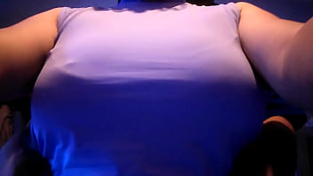 Puta Me Deja Tocar Sus Tetas thumbnail