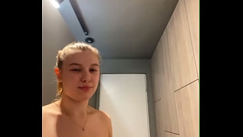 Masturbate in the public